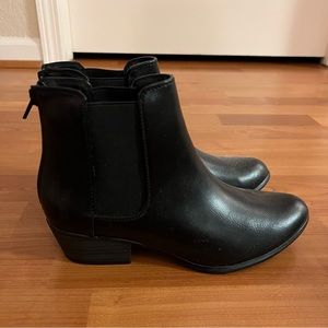 NWOT Esprit Tylee Western Booties